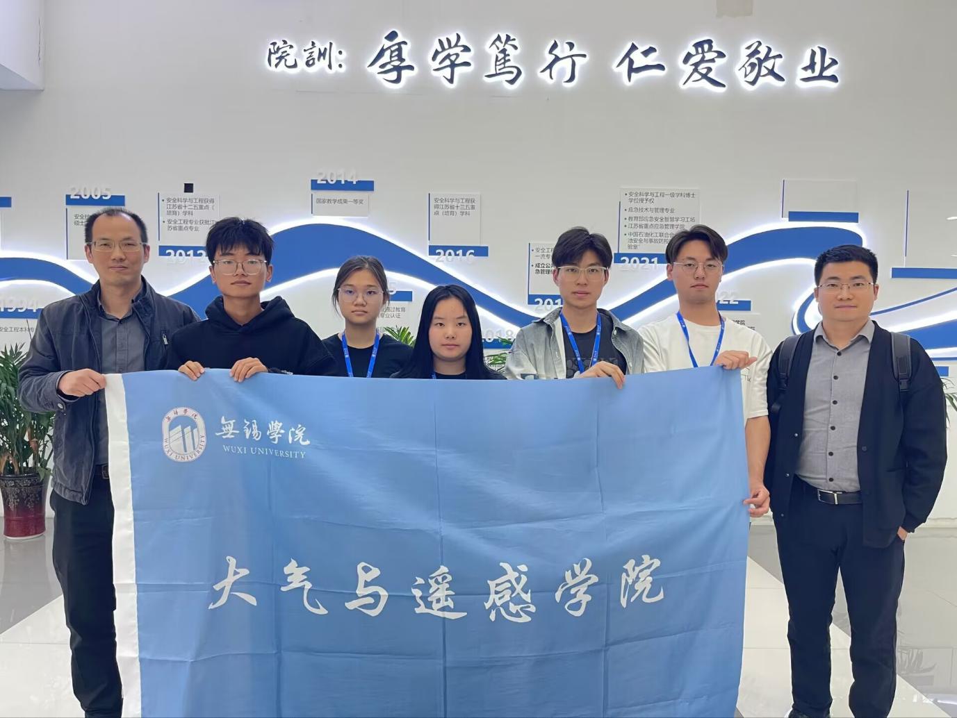 11DBC33FF44DCFDC8A958A8DDE20A508