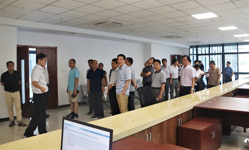 考察事务大厅.JPG