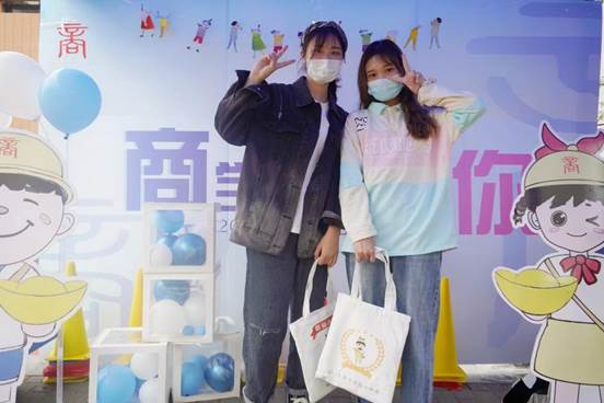 说明: 1C22057EF7B1A31253E8E78246669F05 说明: 1C22057EF7B1A31253E8E78246669F05