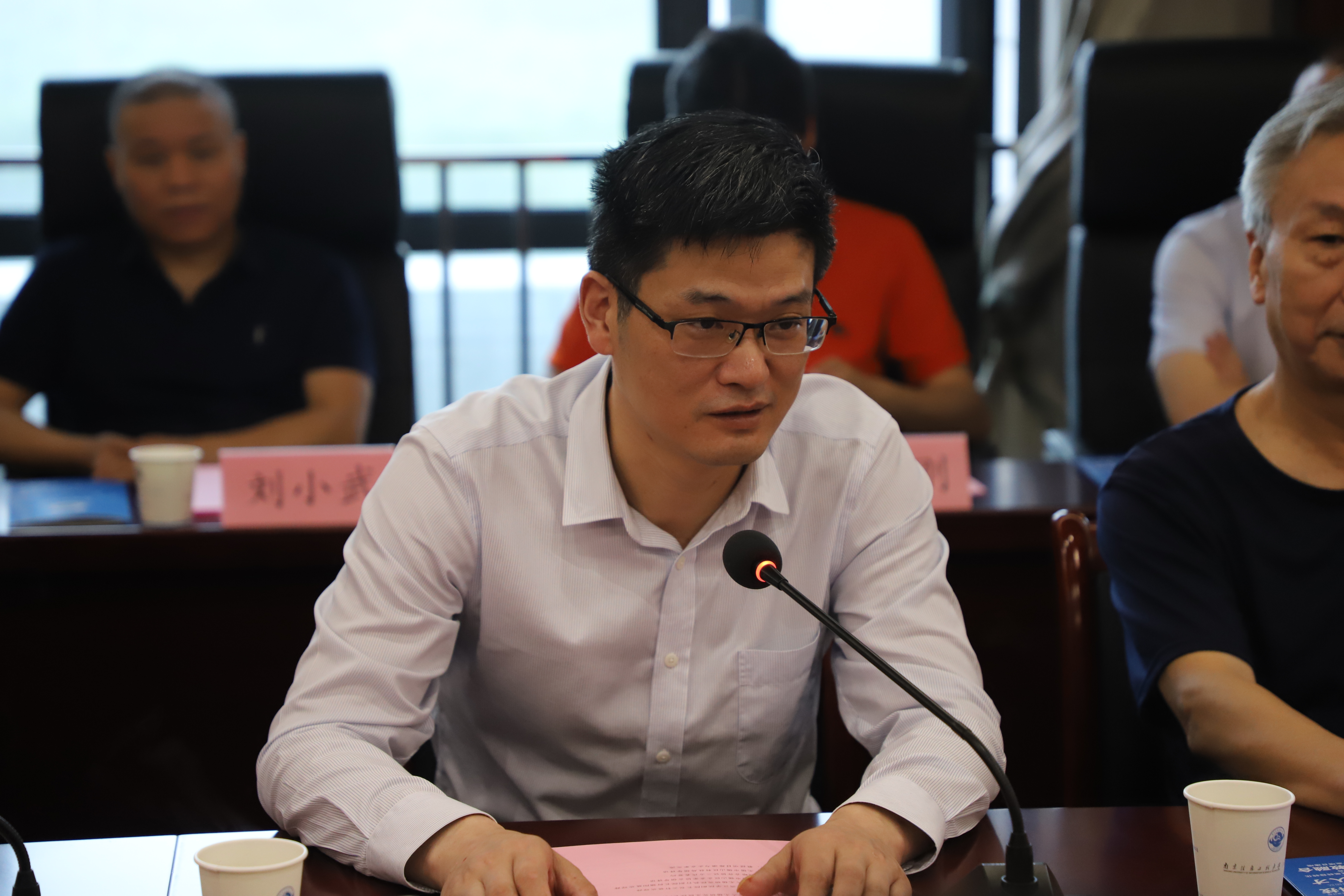 锡山区企业家协会常务副秘书长沈家琪在讲话中指出,在现代企业和经济