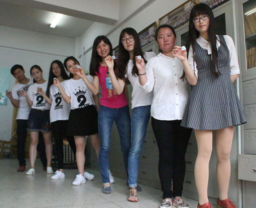 会计毕业徽章_副本.jpg 会计毕业徽章_副本.jpg