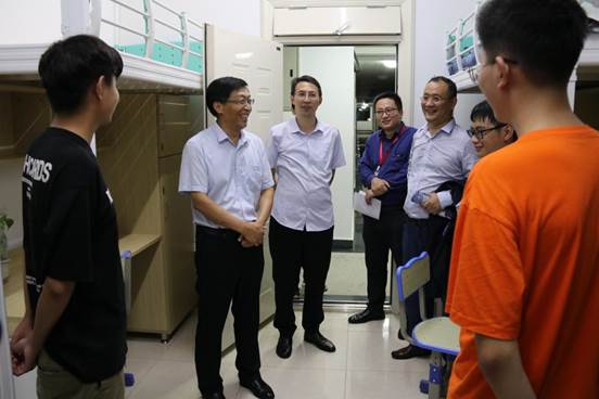 说明: IMG_8224 说明: IMG_8224