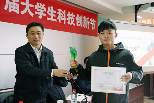 未标题-5.jpg 未标题-5.jpg